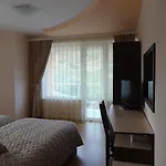 Hotel семеен 