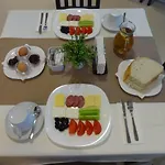 семеен 