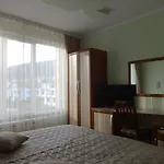 семеен 