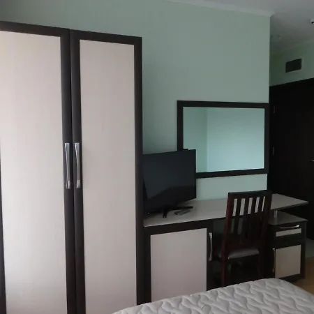 Hotel семеен 
